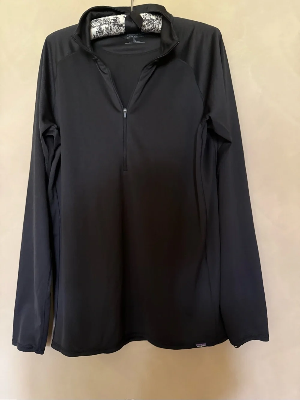 Patagonia Black Capilene Midweight Long Sleeve Pullover Performance Jacket